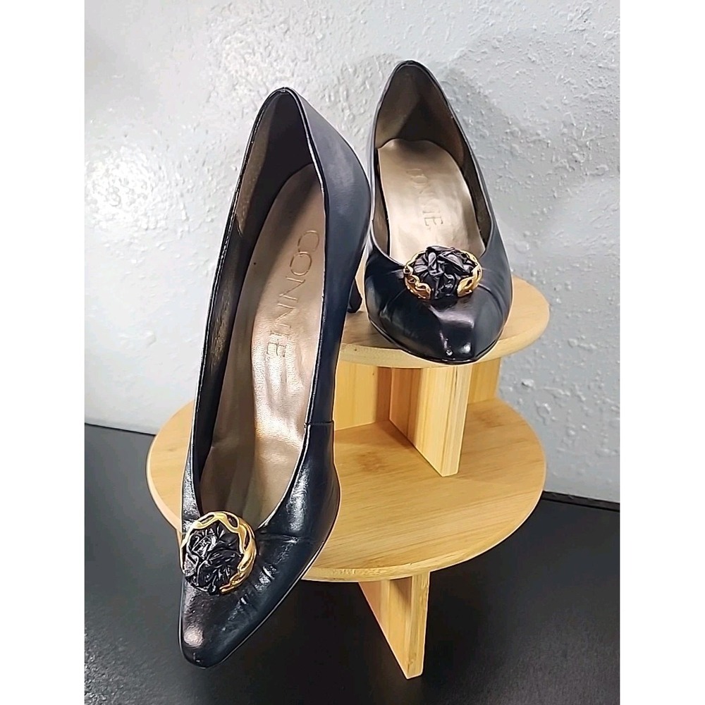 Vtg Connie Shoes Navy Blue , Gold Metal Rosette, Made in‎ Brazil, Size 6.5 B
